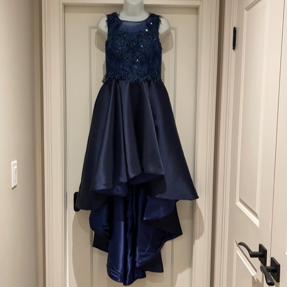 Prom Dress - Picture 1 of 5